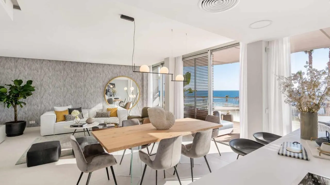 Theedgebythesea Rhino Apartment Estepona