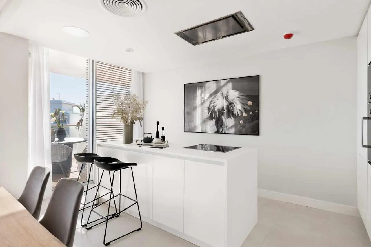 Theedgebythesea Rhino Apartment Estepona Spain